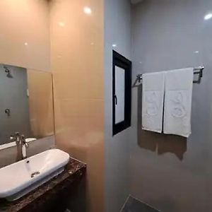 Kamar kembar
